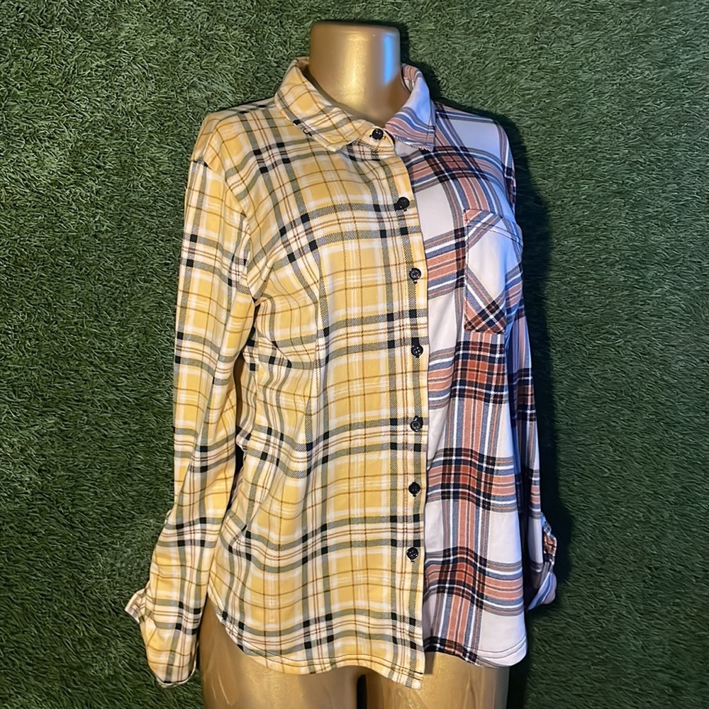 Multiple plaid pattern button up - Picture 3 of 4